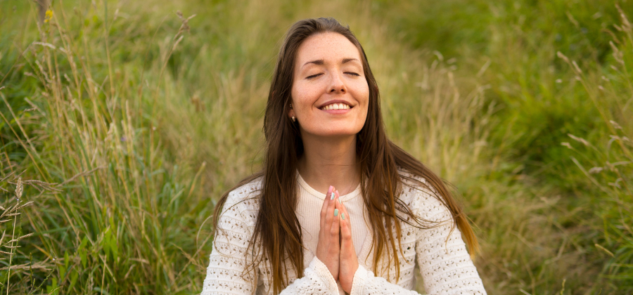 <p>Tips to Manage Overthinking (and Flourish)</p>